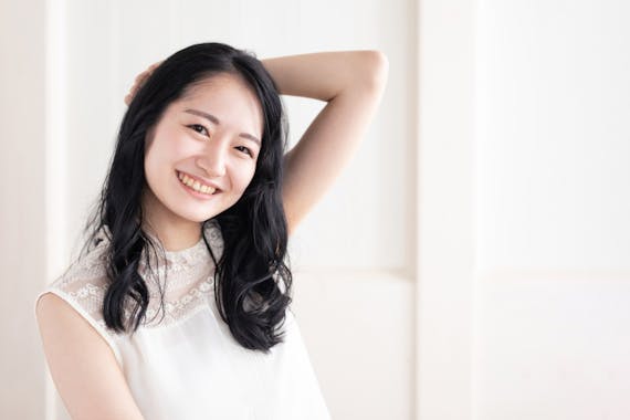 笑っている女性_フリー