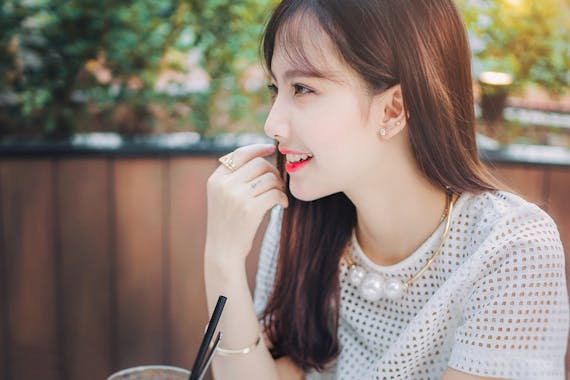 もみあげ脱毛におすすめのサロン クリニック10選 回数や料金 効果まで徹底解説 部位 脱毛 おすすめ脱毛サロン クリニックの比較 口コミ情報メディア もみあげ脱毛におすすめのサロン クリニック10選 回数や料金 効果まで徹底解説 部位 脱毛 おすすめ脱毛サロン クリニックの比較 口コミ情報メディア